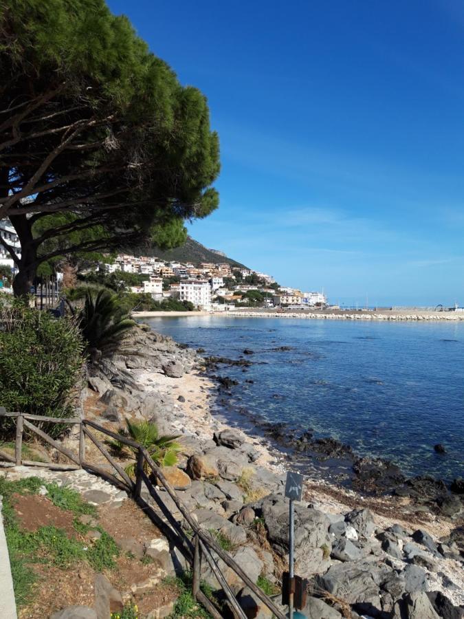Appartamento Millelire Cala Gonone Bagian luar foto