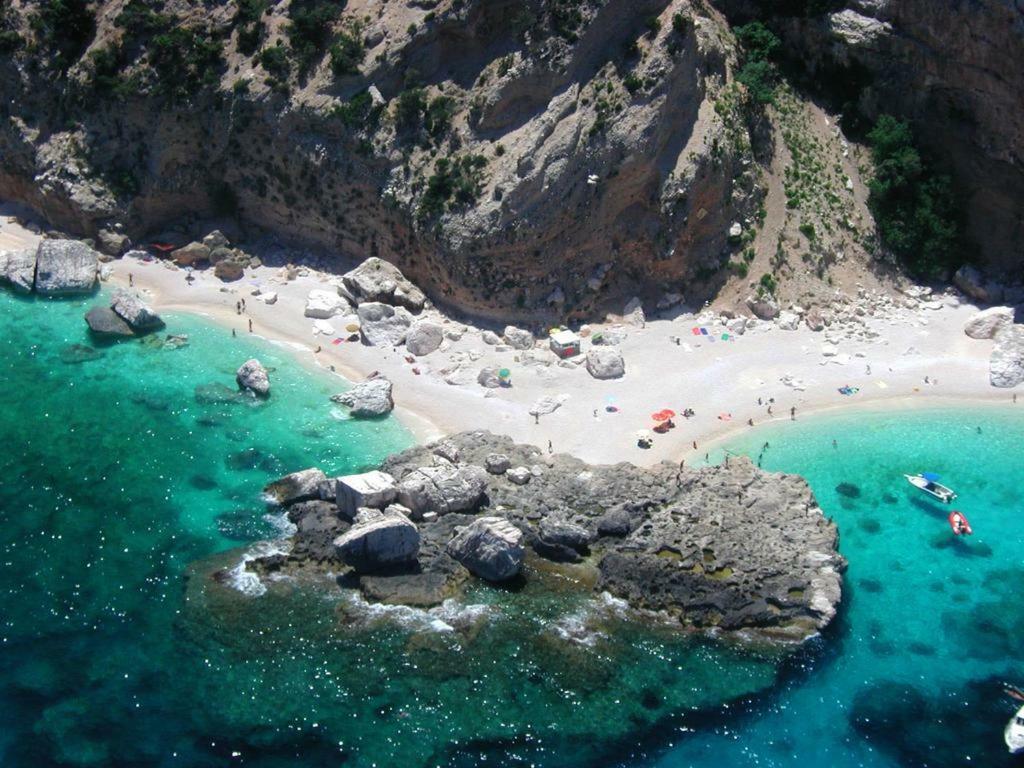 Appartamento Millelire Cala Gonone Bagian luar foto